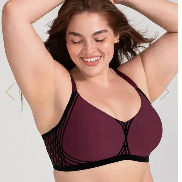Honeylove Burgundy and Black Bra - Picture 1 of 12